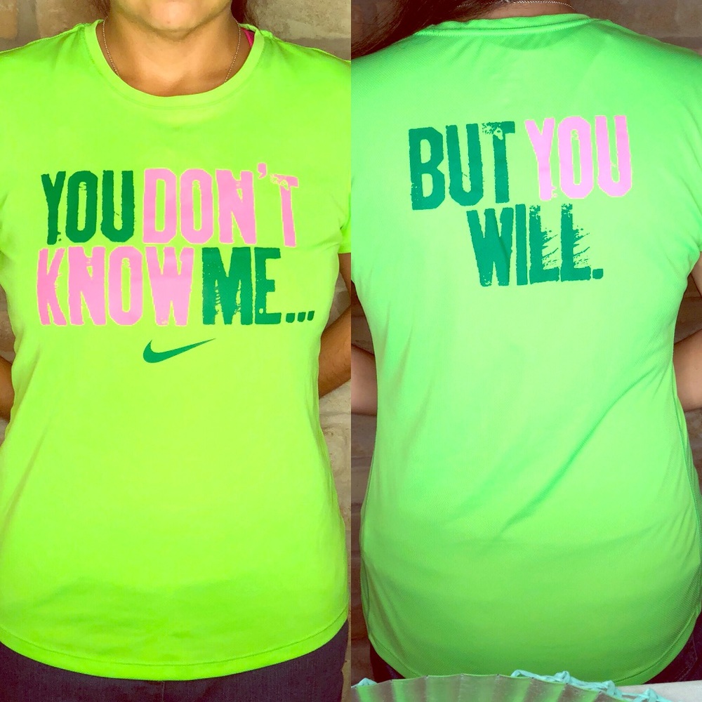 ❤️ Bundle 2 for $12 - Nike Running Dry Fit Top M